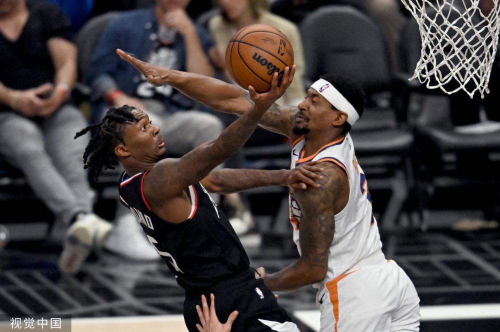 她有望继续 她有望继续